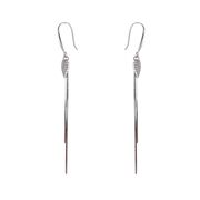 Cercei lungi din argint cu inima din zirconii