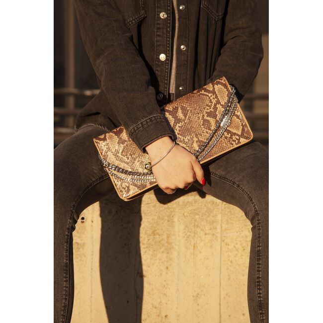 Poseta maro din piele ecologica Diana