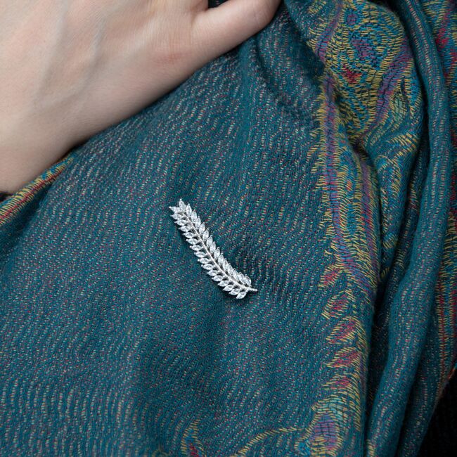 Brosa argint crenguta zirconii Allma